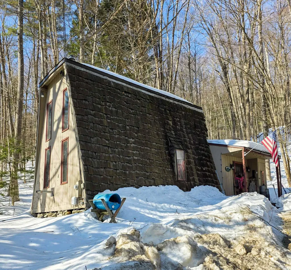 1619 Route 100 N Ludlow VT 05149