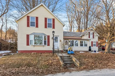 27 Spring Street Hinsdale NH 03451