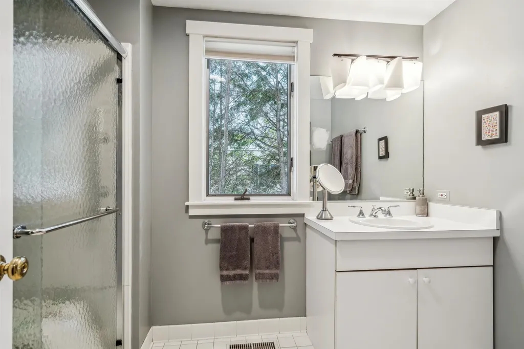 19 Linden Hill Street Woodstock VT 05091