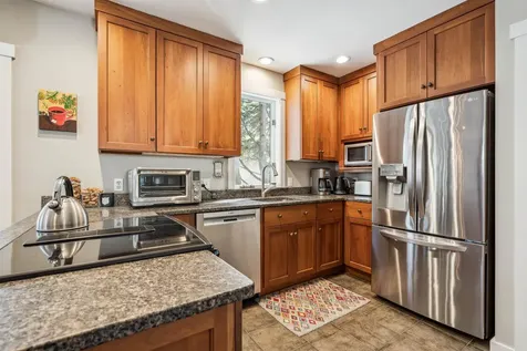 19 Linden Hill Street Woodstock VT 05091