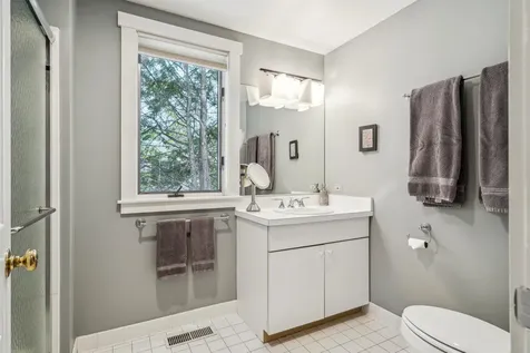 19 Linden Hill Street Woodstock VT 05091
