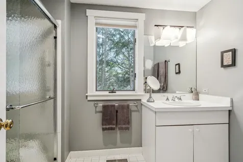 19 Linden Hill Street Woodstock VT 05091