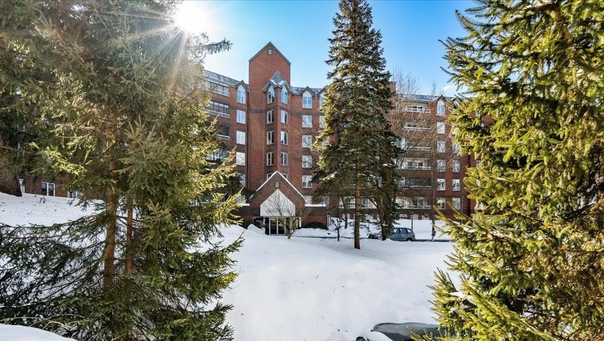 300 River Road Manchester NH 03104