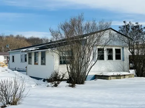 4 Cedar Street Colebrook NH 03576