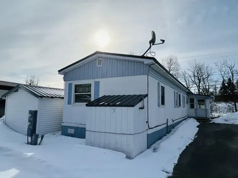 4 Cedar Street Colebrook NH 03576