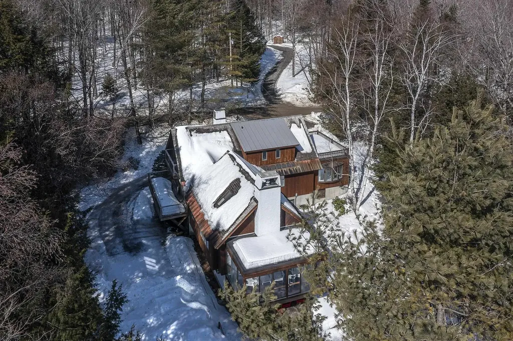 73 Cranberry Hill Road Winhall VT 05340