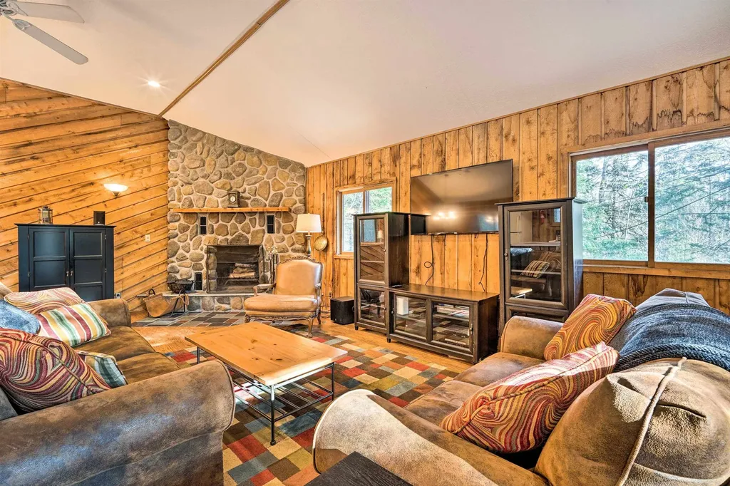 2 Lower Stratton Valley Road Winhall VT 05340