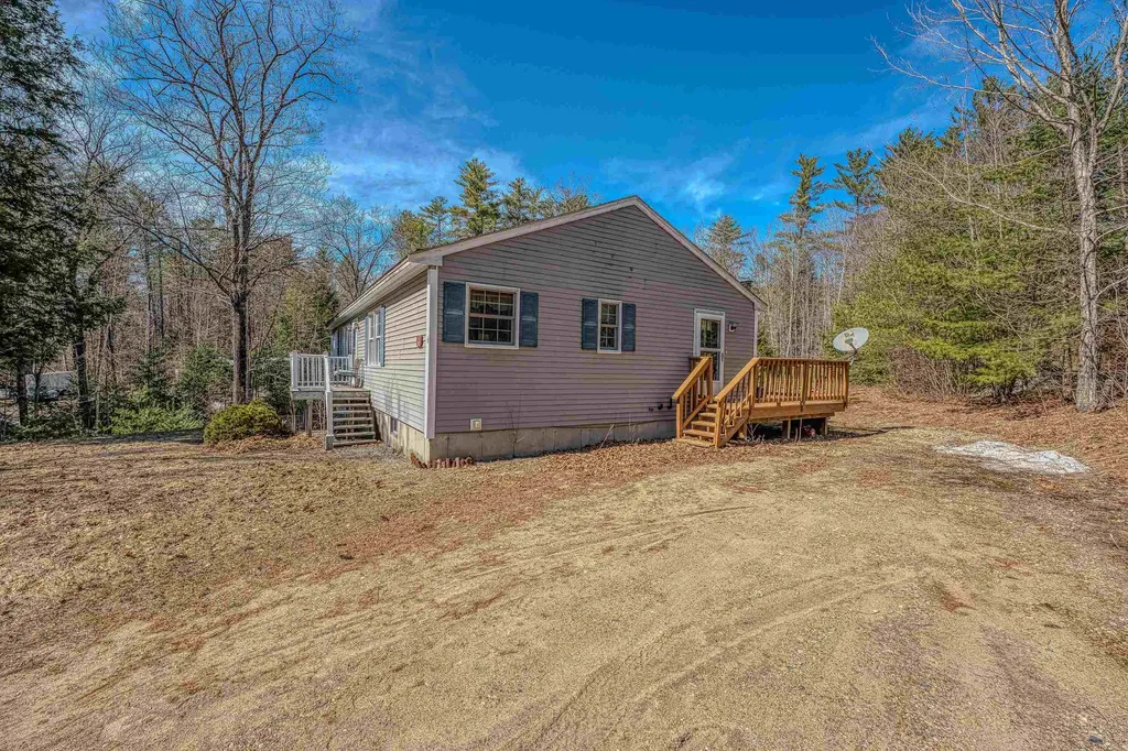 6 Pappys Trail Thornton NH 03285