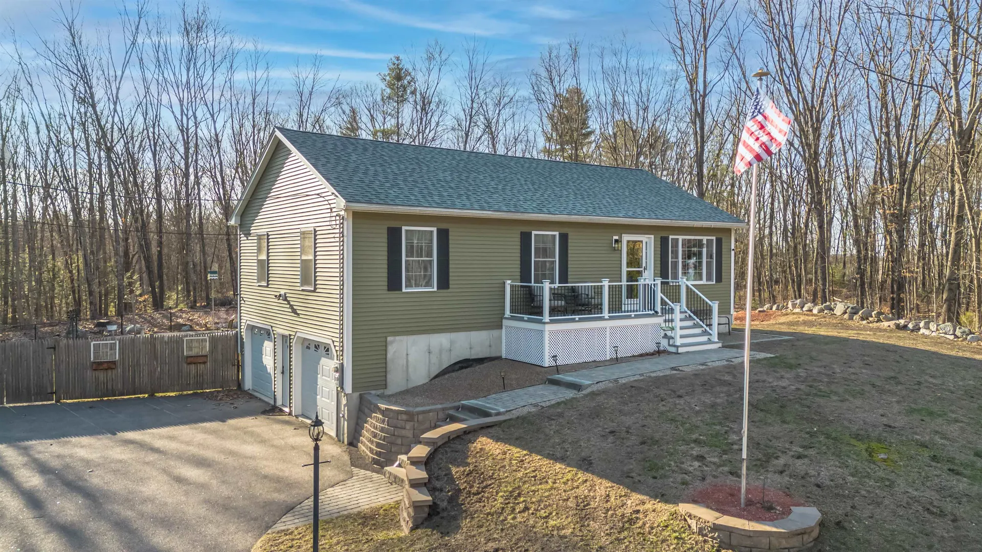 54 Cross Road Sandown NH 03873