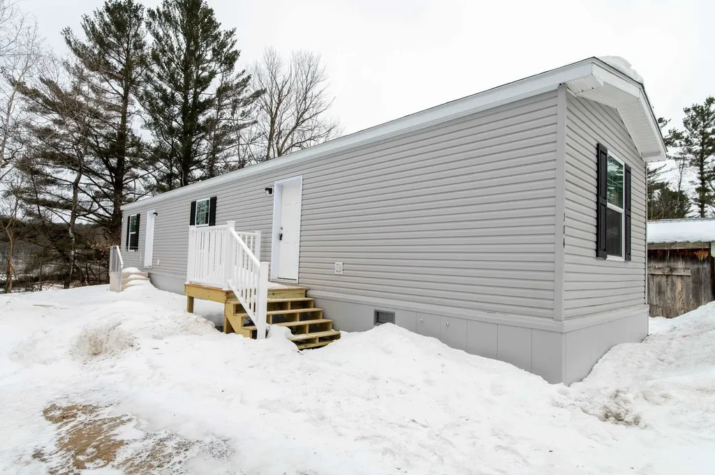 104 Overlook Lane Coventry VT 05855