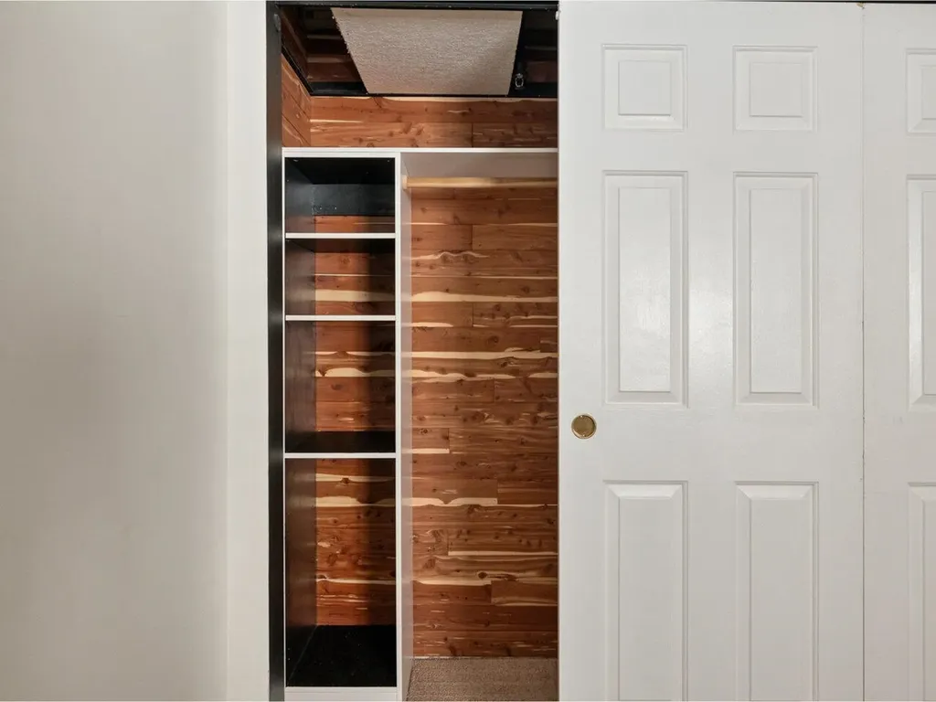 10 Kellogg Road Essex VT 05452