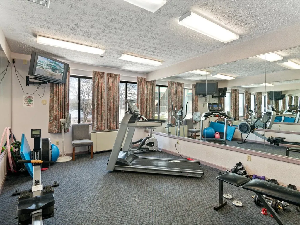 10 Kellogg Road Essex VT 05452