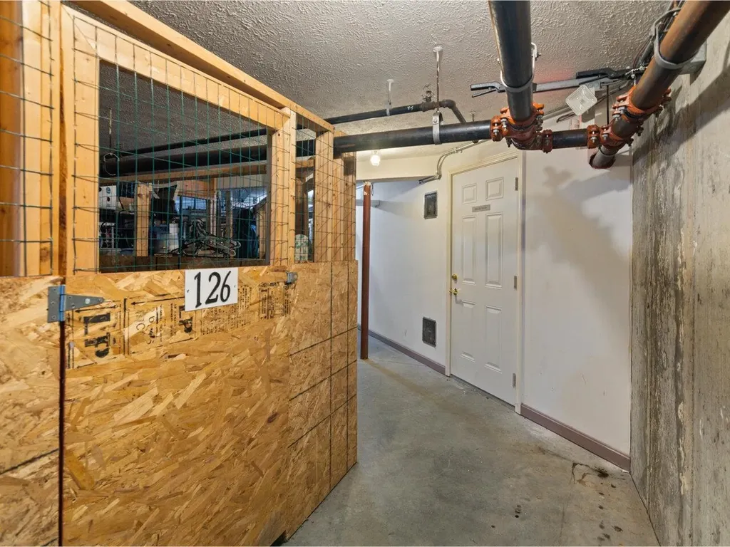 10 Kellogg Road Essex VT 05452