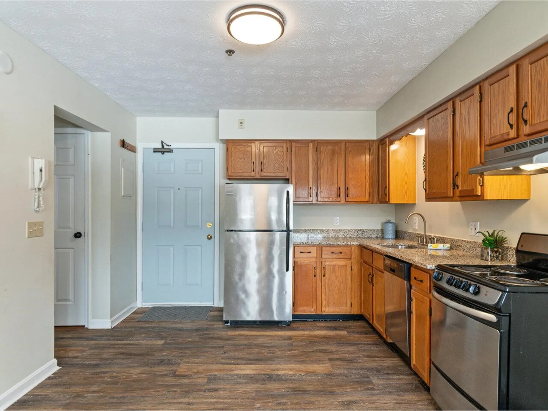 10 Kellogg Road Essex VT 05452