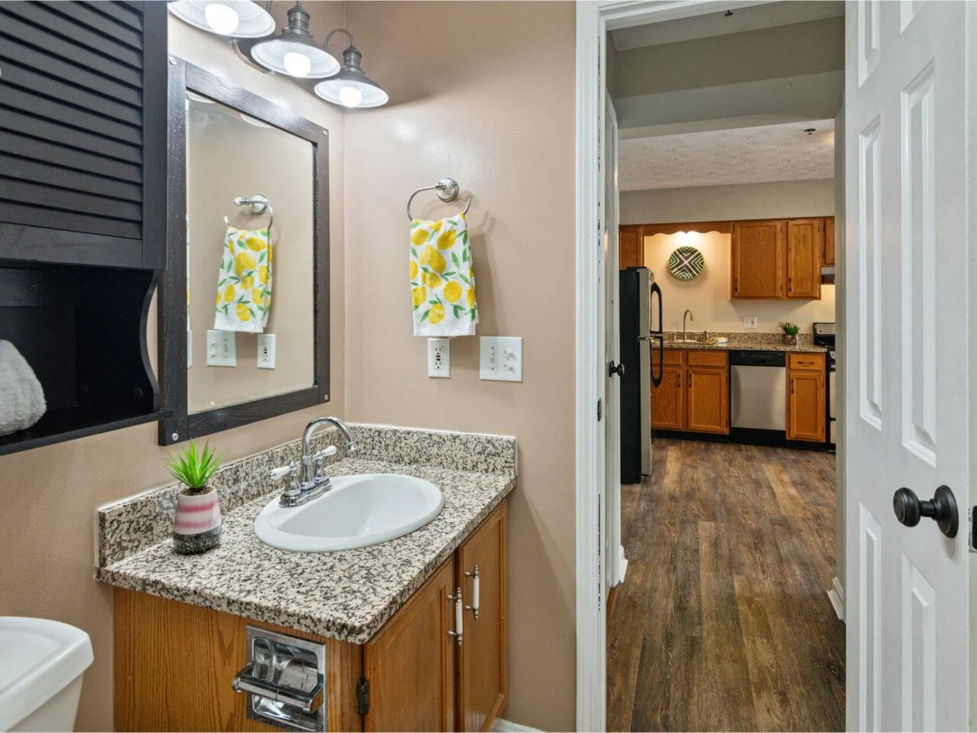 10 Kellogg Road Essex VT 05452