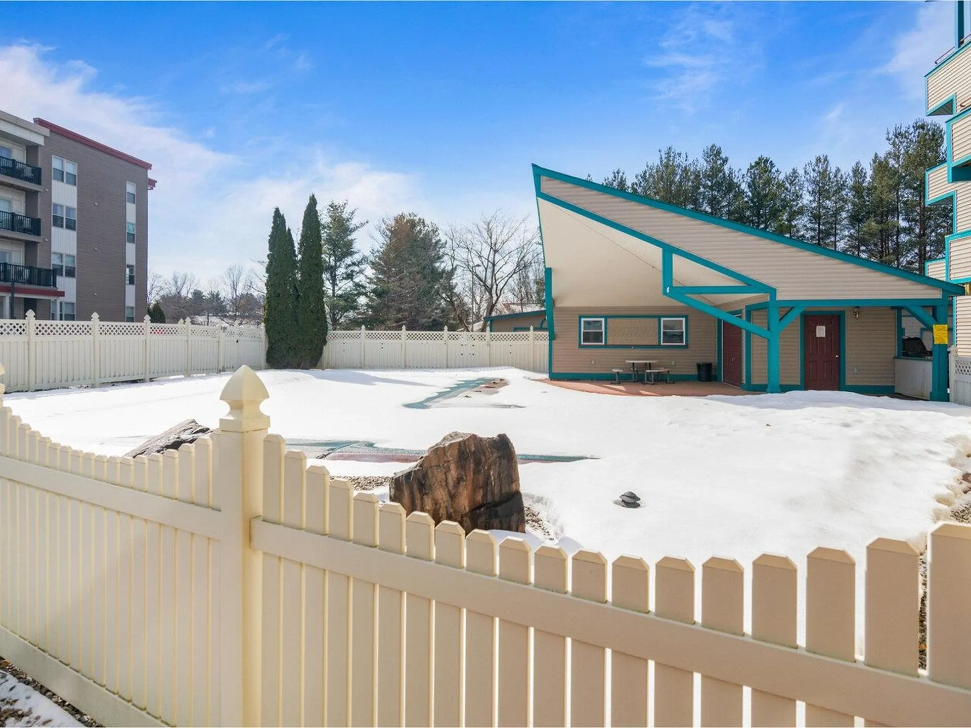 10 Kellogg Road Essex VT 05452