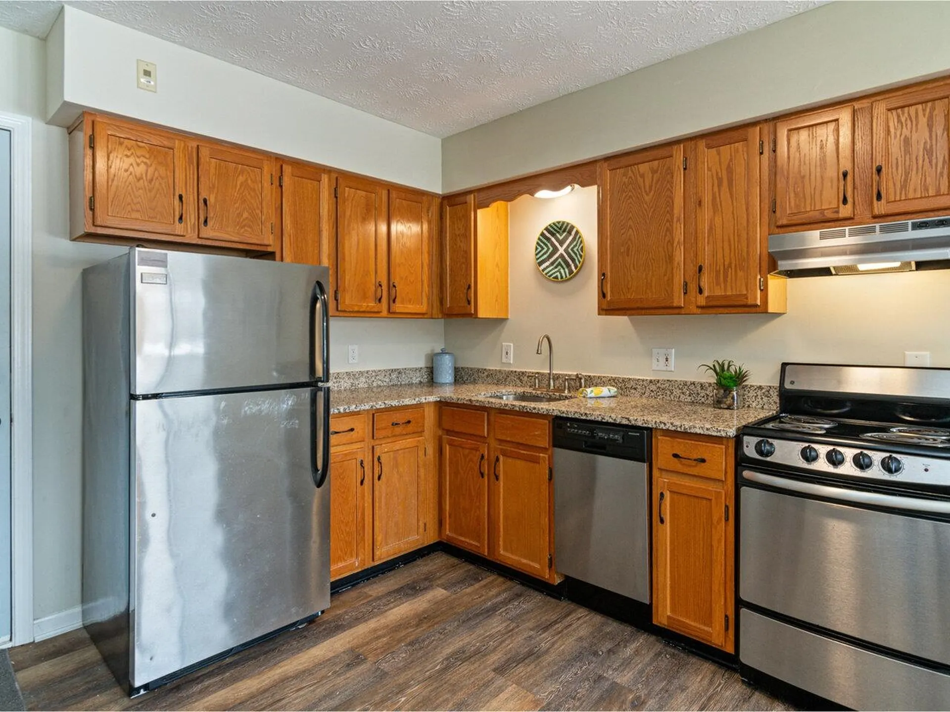 10 Kellogg Road Essex VT 05452