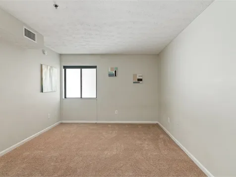 10 Kellogg Road Essex VT 05452