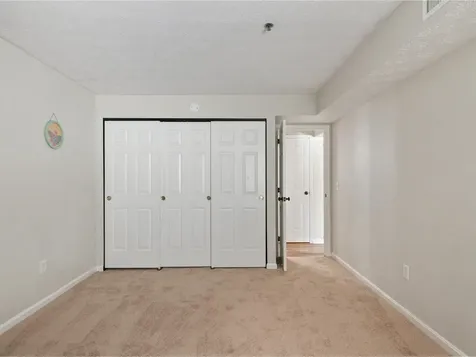 10 Kellogg Road Essex VT 05452