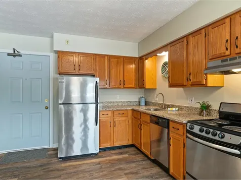 10 Kellogg Road Essex VT 05452