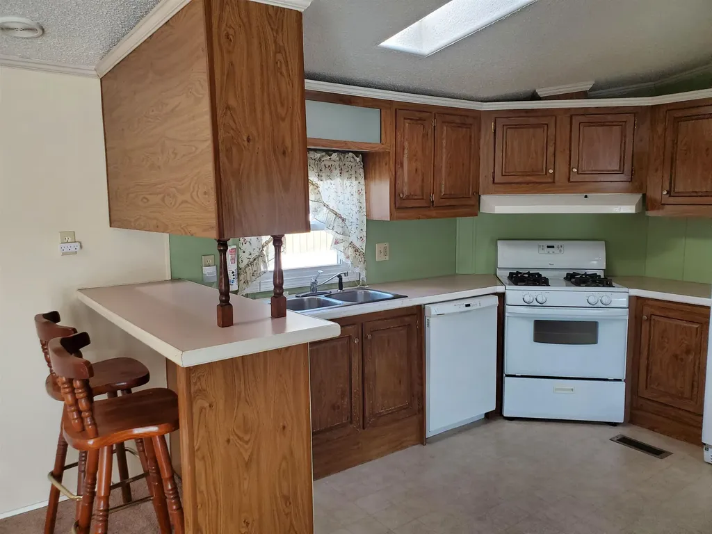 22 Rudsboro Road Lebanon NH 03766