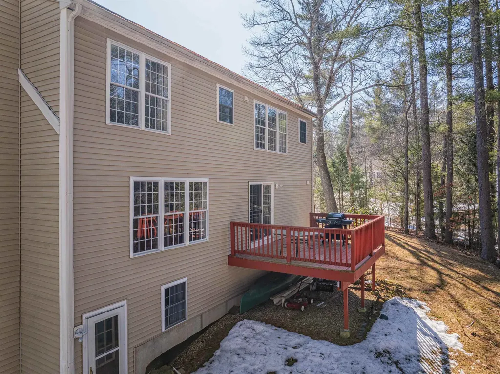 47 Cherrywood Drive Dover NH 03820