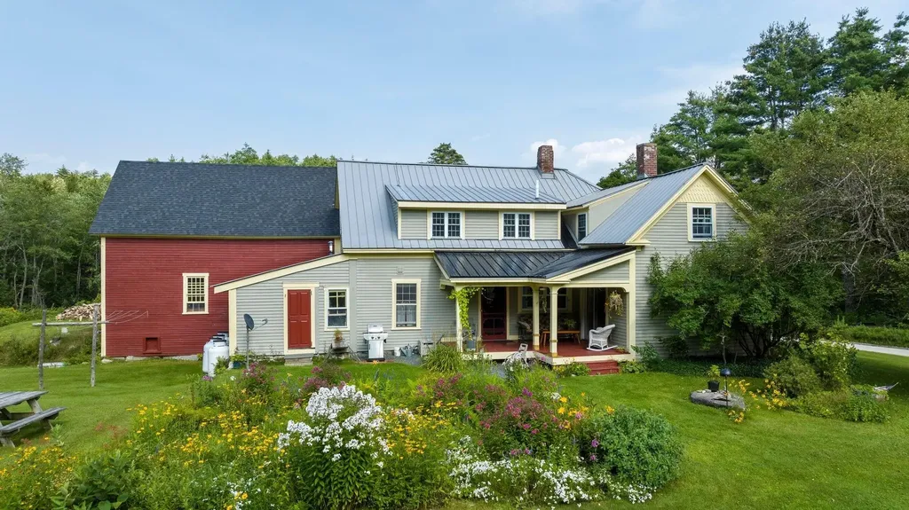 296 Slab City Road Grafton NH 03240
