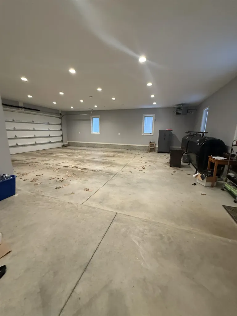 1376 Us Route 1 York ME 03902