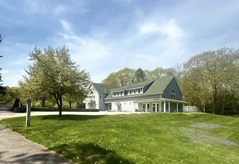 1376 Us Route 1 York ME 03902