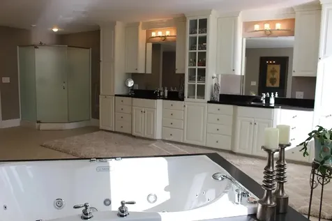 1376 Us Route 1 York ME 03902