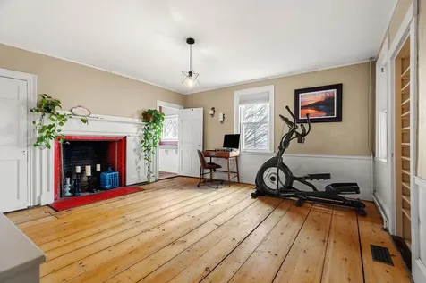 240 Main Avenue South Hampton NH 03827