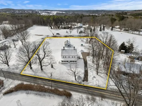 240 Main Avenue South Hampton NH 03827