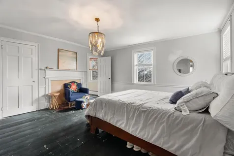 240 Main Avenue South Hampton NH 03827