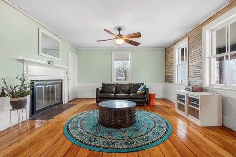 240 Main Avenue South Hampton NH 03827