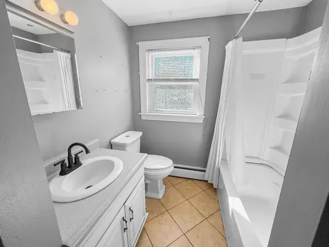 668 Mast Road Manchester NH 03102