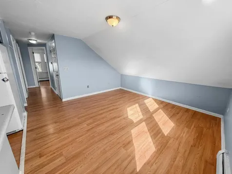 668 Mast Road Manchester NH 03102