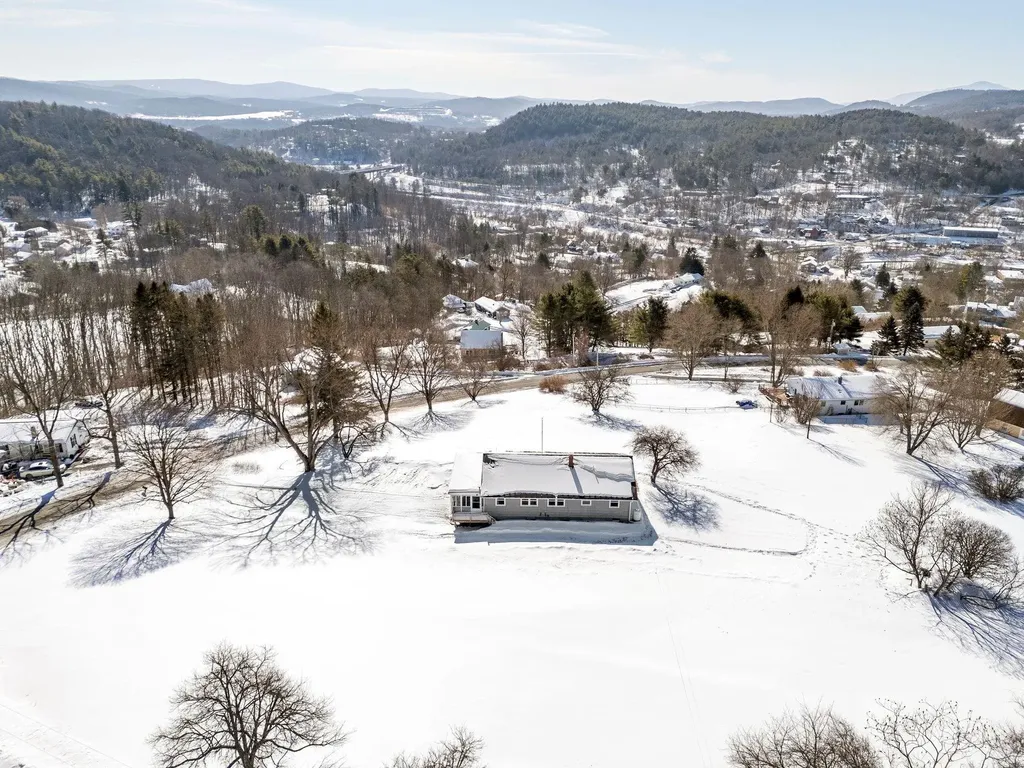 540 Campbell Street Hartford VT 05001