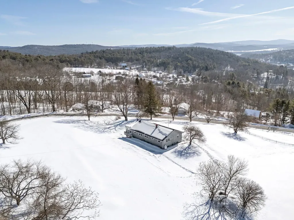 540 Campbell Street Hartford VT 05001