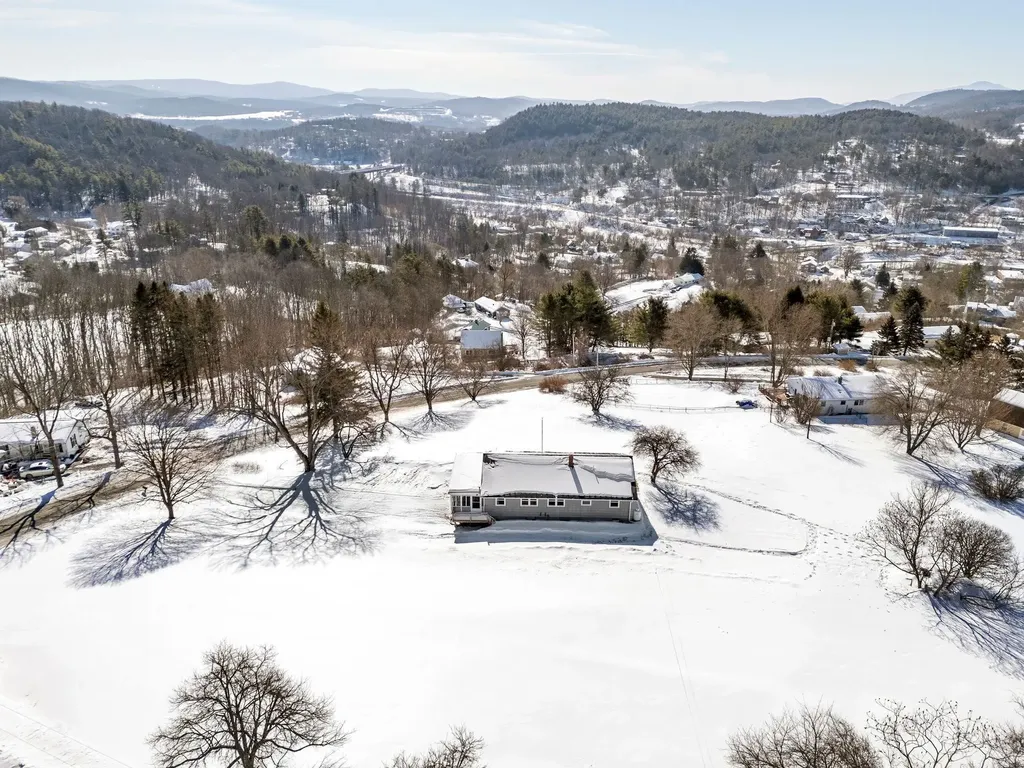 540 Campbell Street Hartford VT 05001