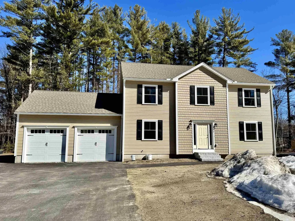 4 Lorelai Way Nashua NH 03062