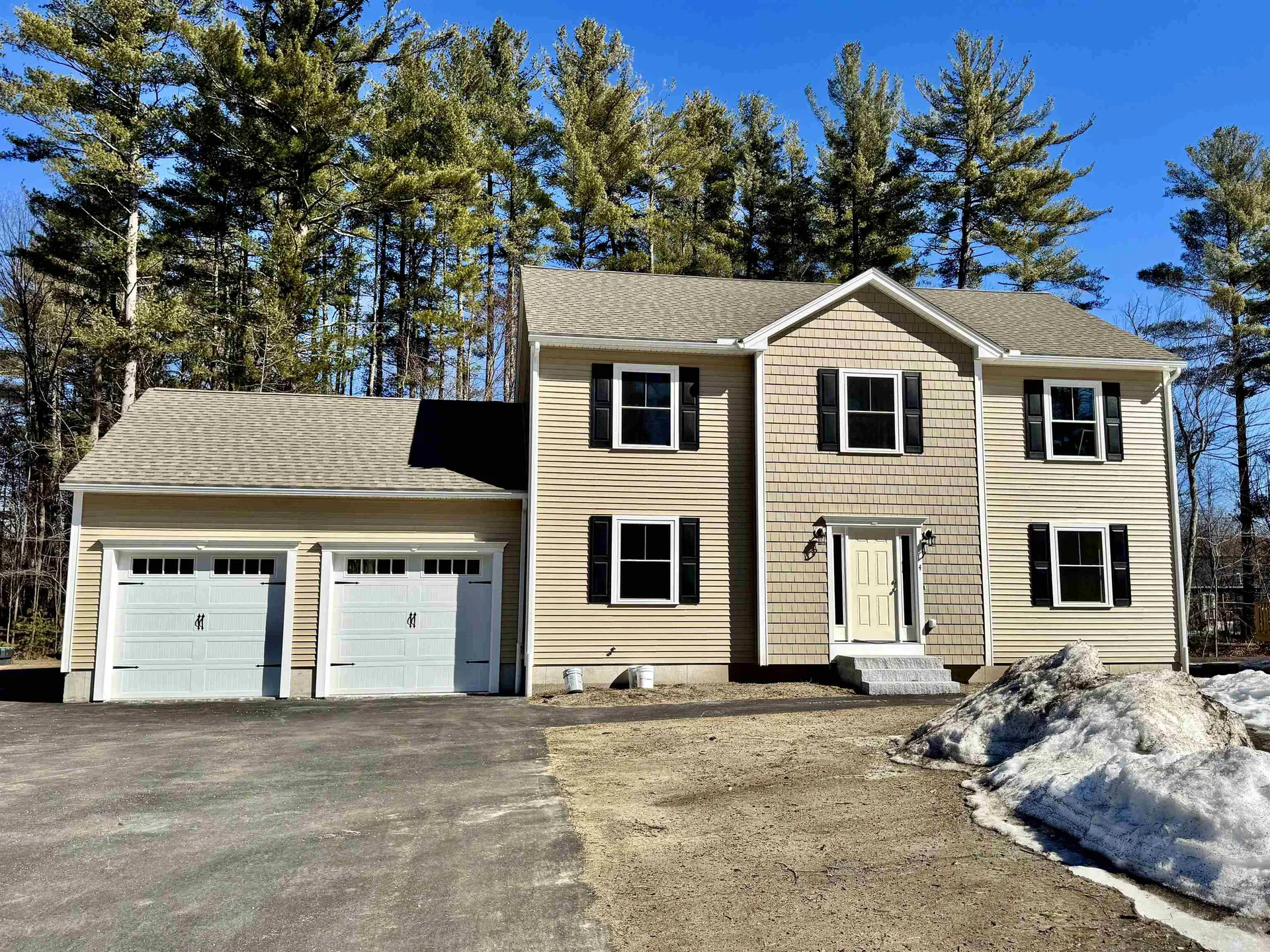 4 Lorelai Way Nashua NH 03062