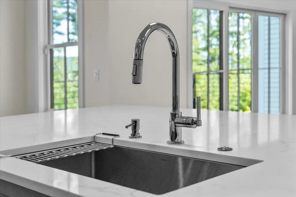 539 Thomas Lane Stowe VT 05672