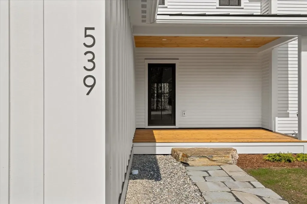 539 Thomas Lane Stowe VT 05672