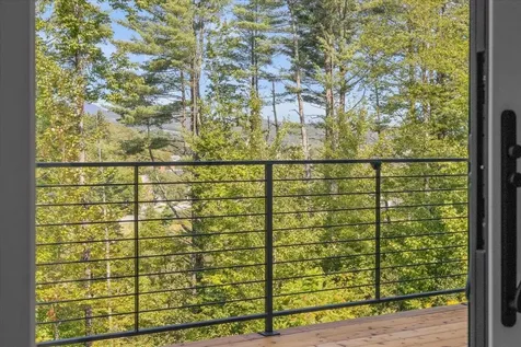 539 Thomas Lane Stowe VT 05672