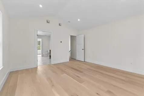 539 Thomas Lane Stowe VT 05672