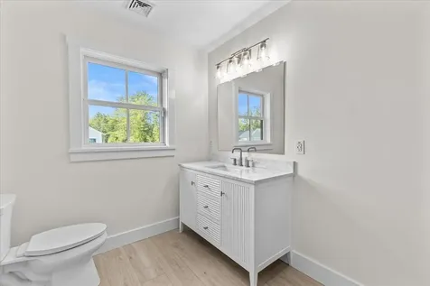 539 Thomas Lane Stowe VT 05672