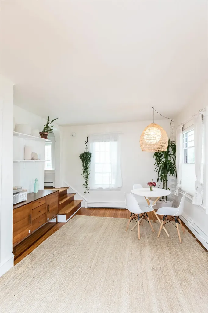 18 Grove Street Burlington VT 05401