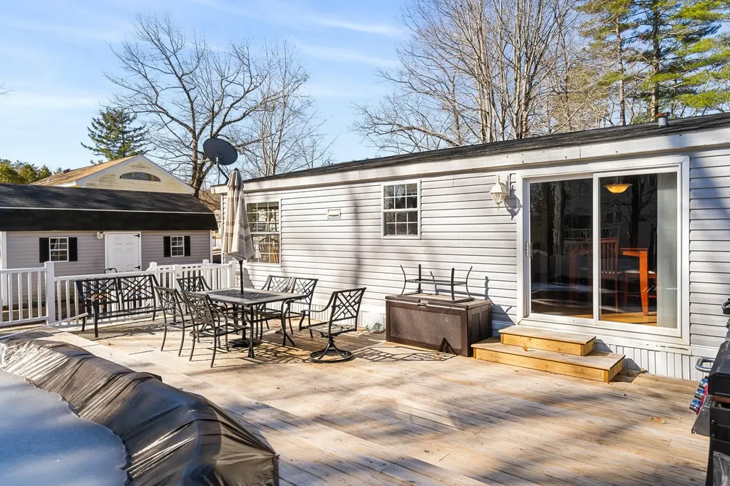 26 Alison Drive Seabrook NH 03874