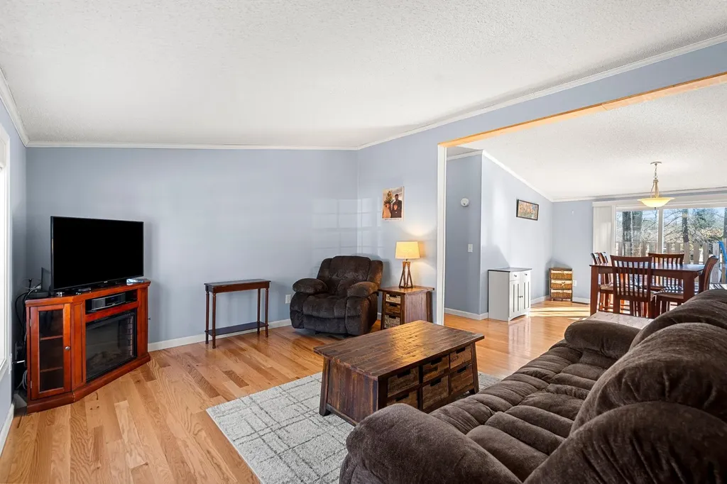 26 Alison Drive Seabrook NH 03874