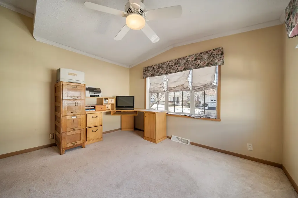 25 Serenity Way Manchester NH 03104